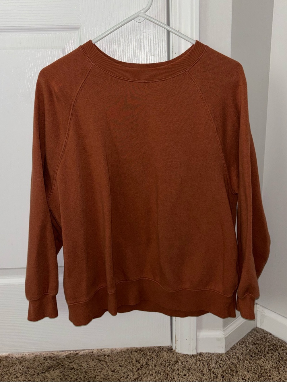 Old Navy Women's Crewneck Sweater in Rust Brown
